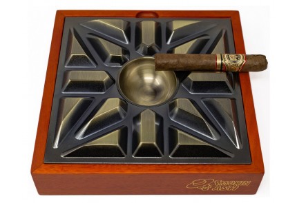 ASHTRAY WITH CONTEMPORARY DESIGN & SOLID WOOD BASE